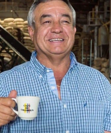 Image of Colombia Santa Monica Jairos Holiday Pies Apple Cinnamon