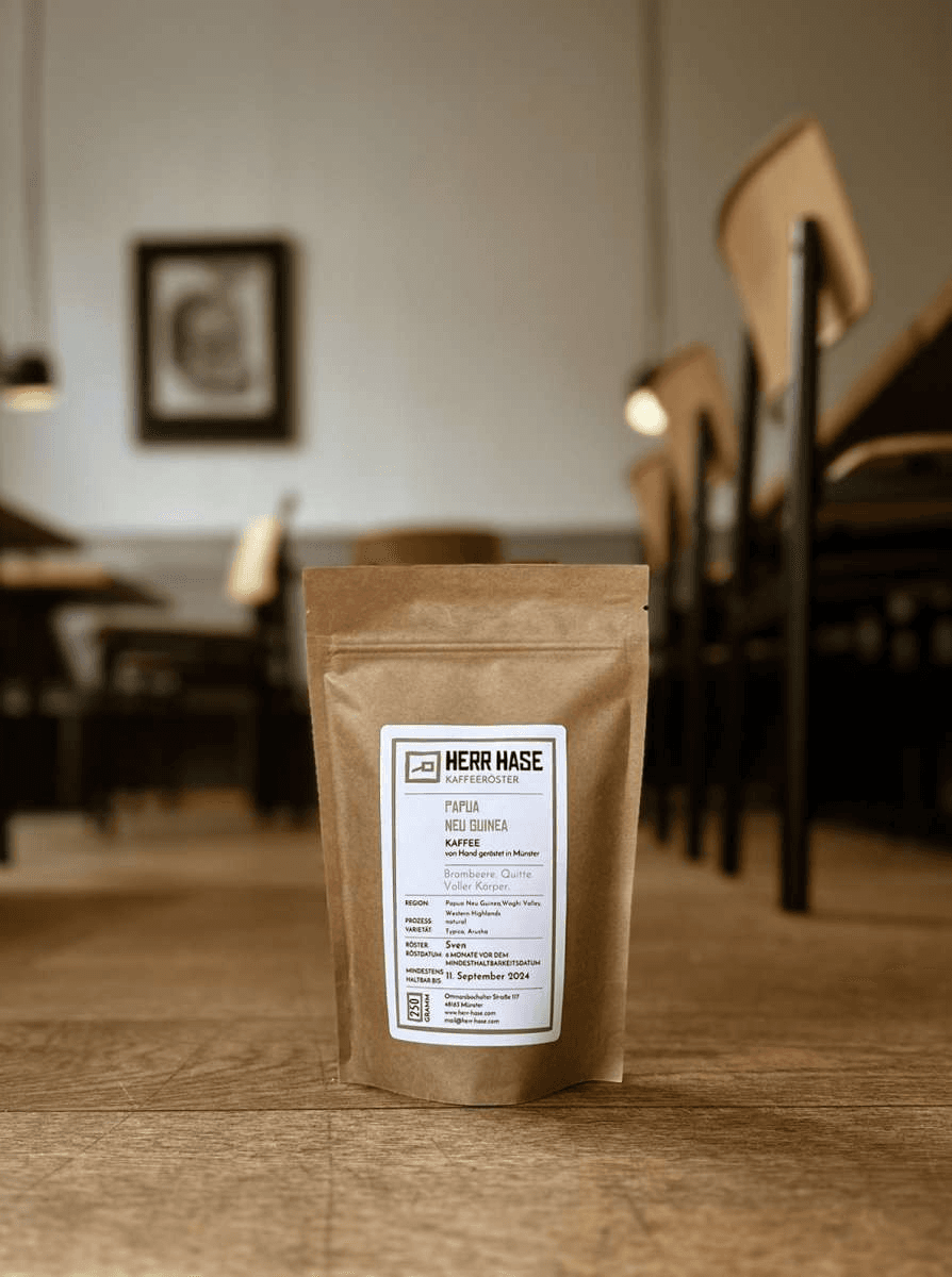 Image of Papua New Guinea Sigri natural