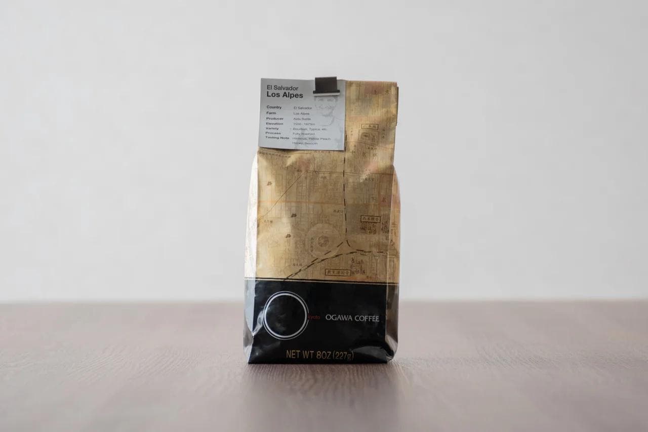 Image of El Salvador Los Alpes 8oz Whole Beans