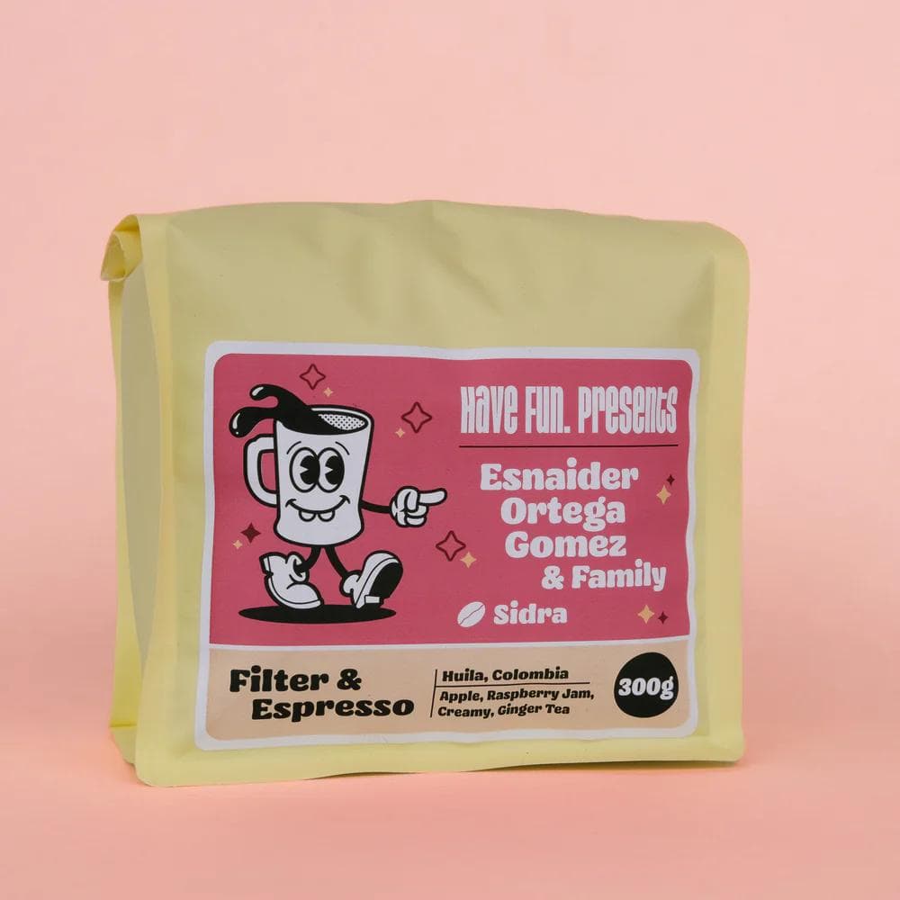 Image of Esnaider Ortega Gomez & Family, Washed Sidra, Colombia